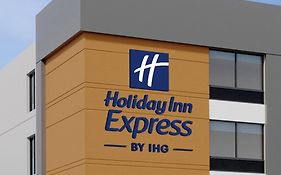 Holiday Inn Express & Suites Carbondale - University Area By Ihg